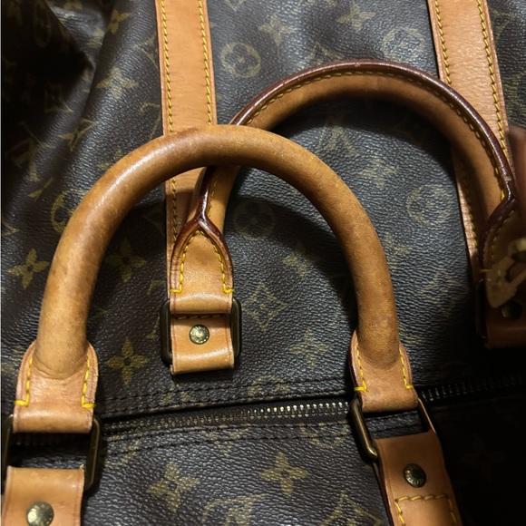 Louis Vuitton Keepall 55 Duffle Bag - Picture 7 of 10